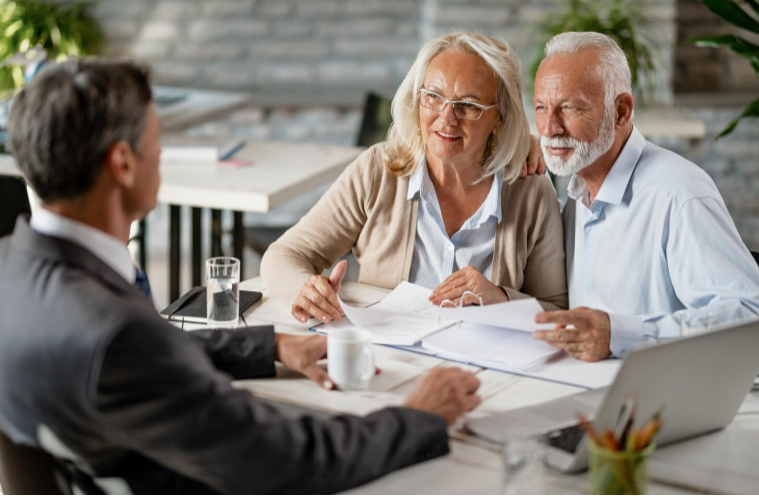 senior couple comparing Original Medicare and Medigap coverage options